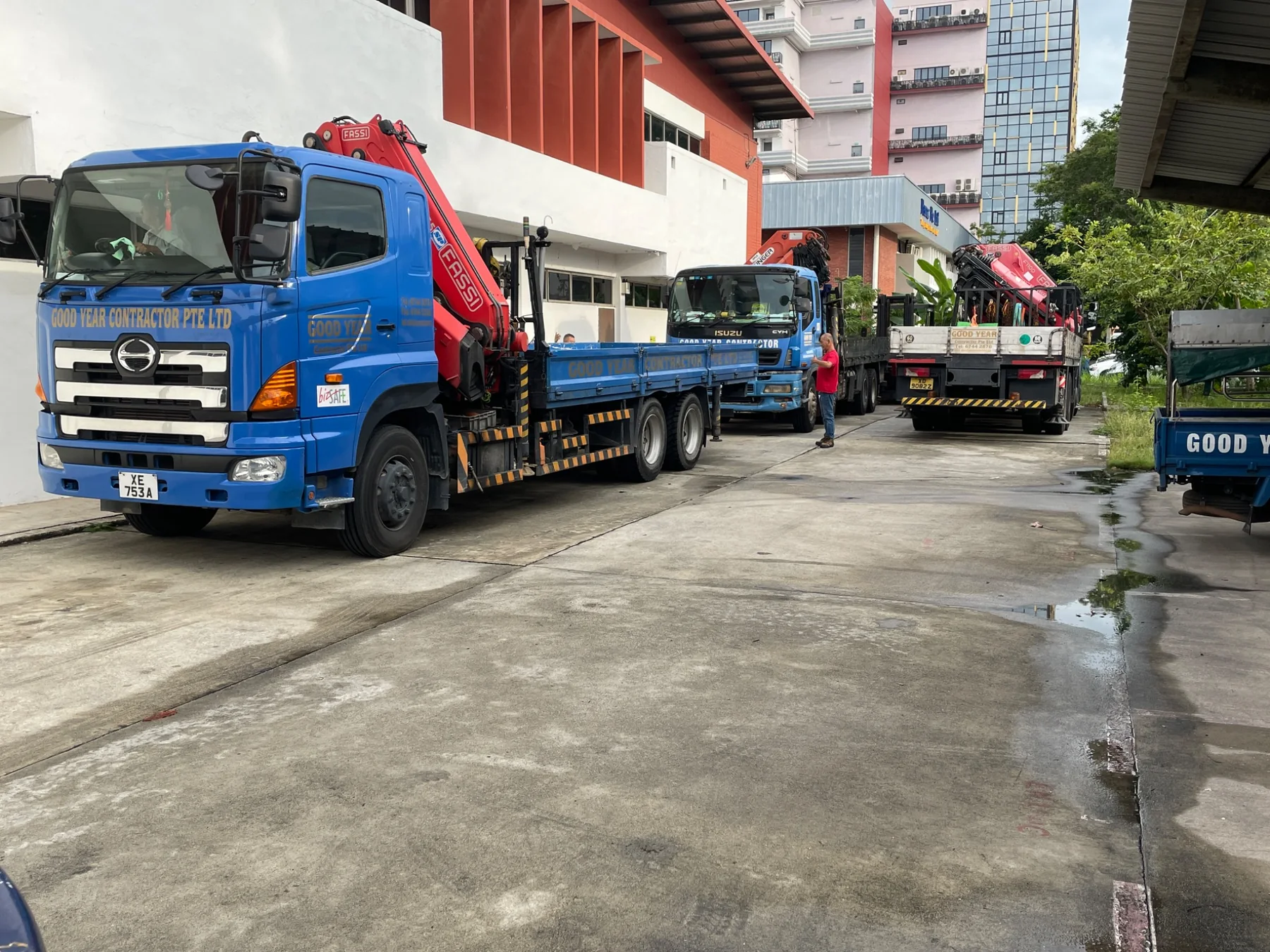 Good Year Contractor lorry crane fleet